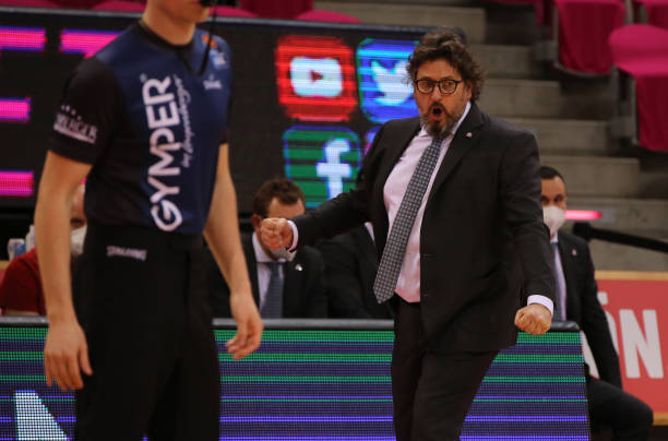 涯中对世界 涯中对世界